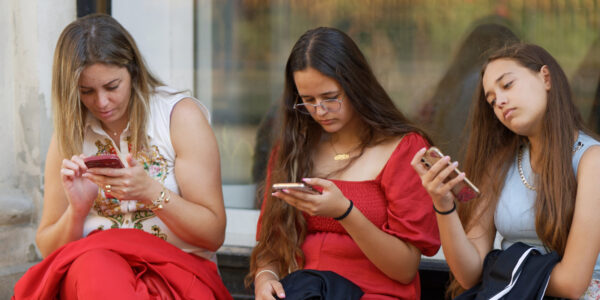 הקשר העמוק בין המרחב האלגוריתמי לבין דמיון פוליטי